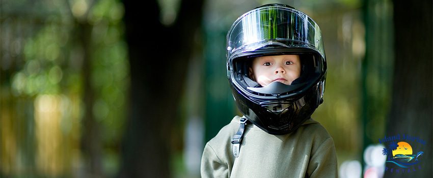 IMR 4 Reasons Why You Need to Travel and Ride A Scooter With Your Kids